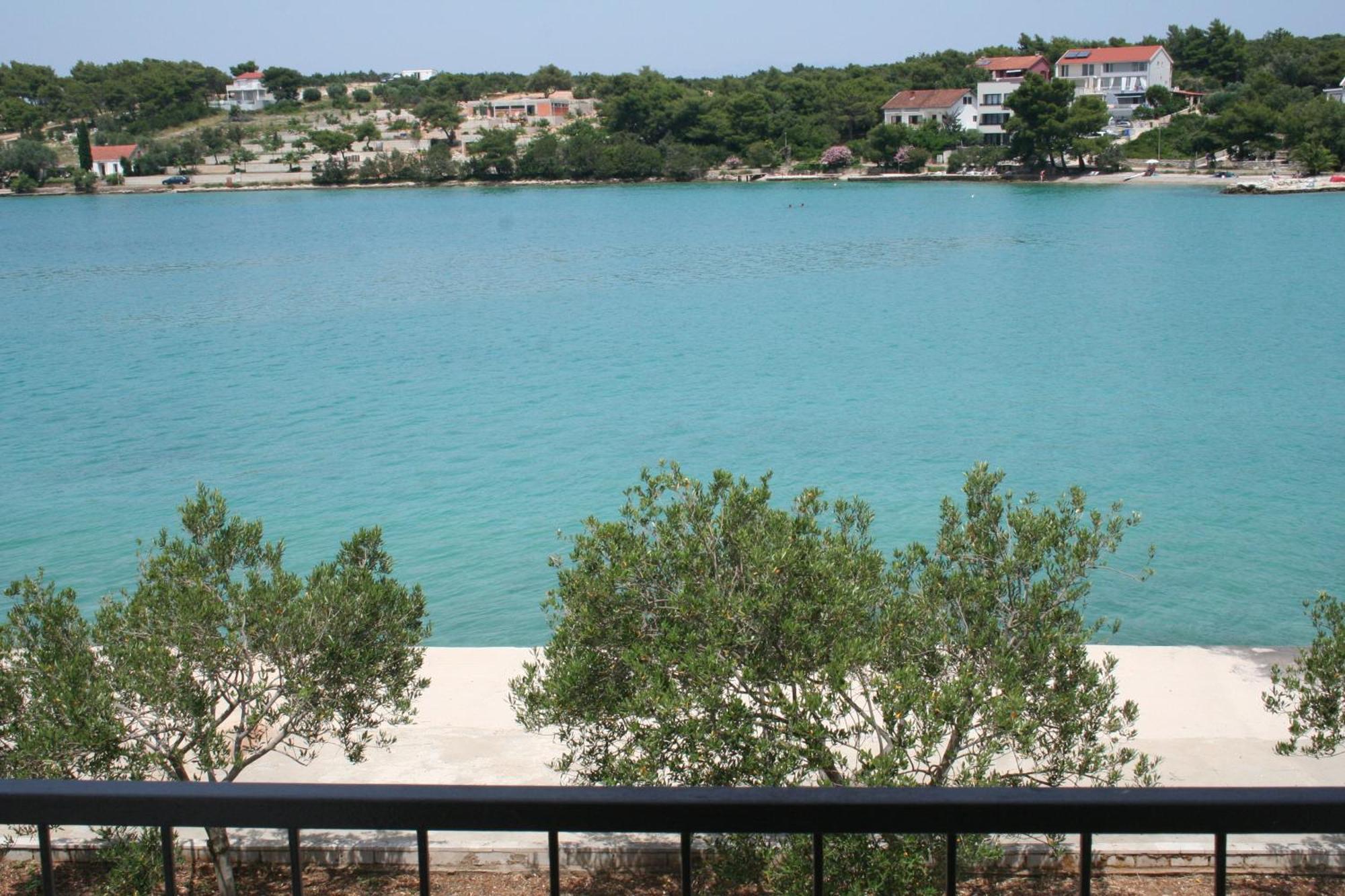 Trim Rooms And Apartments Lovište Buitenkant foto