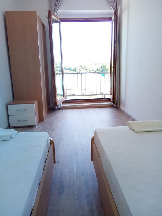 Trim Rooms And Apartments Lovište Buitenkant foto
